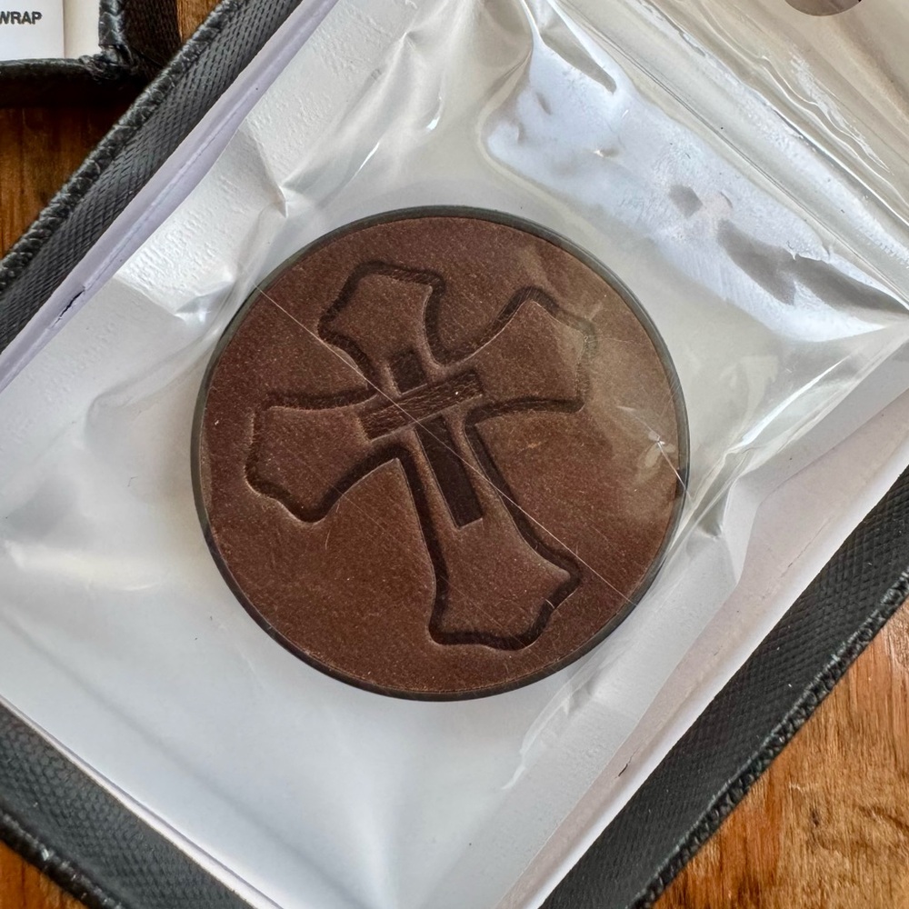 Urban Cowboy | Leather Cross PopSocket